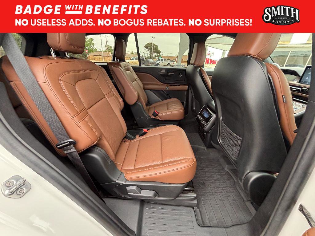 Used 2023 Lincoln Aviator Reserve w/ Equipment Group 201A RWD image 15