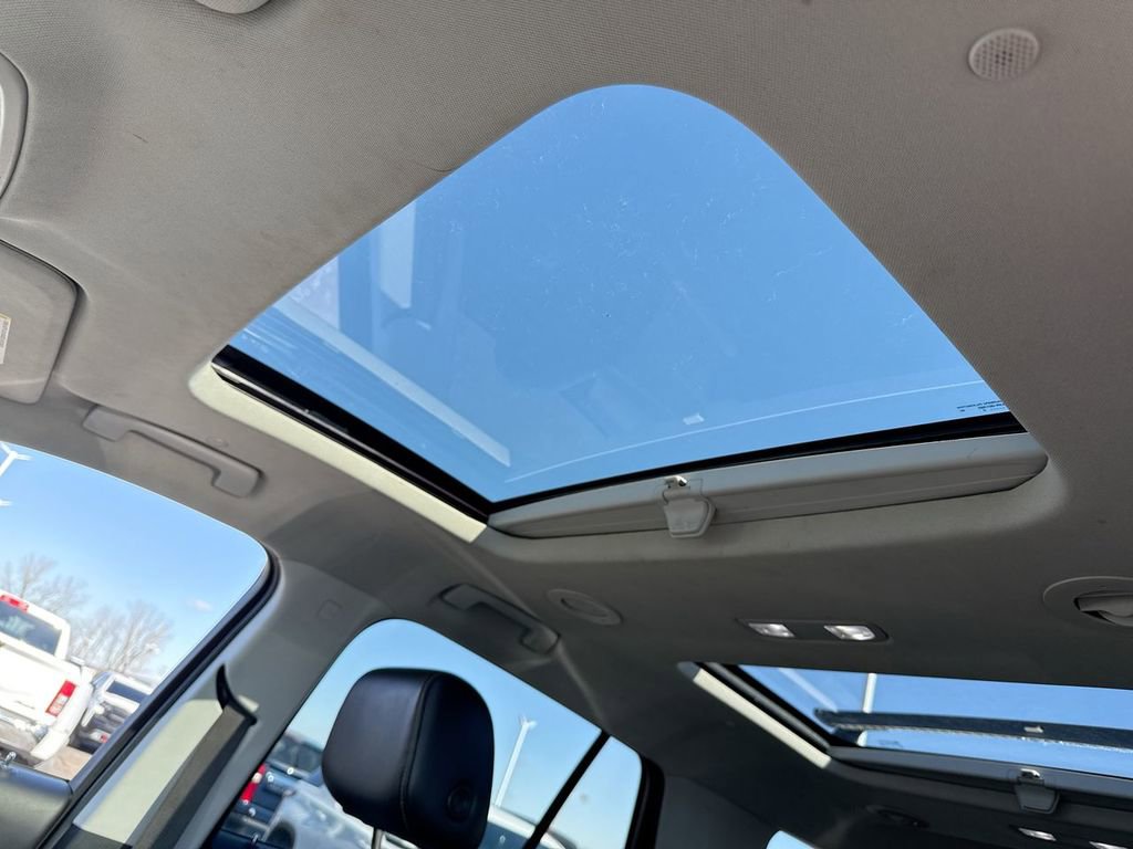 Used 2018 Chevrolet Traverse Premier w/ LPO, 'HIT The Road' Package image 22