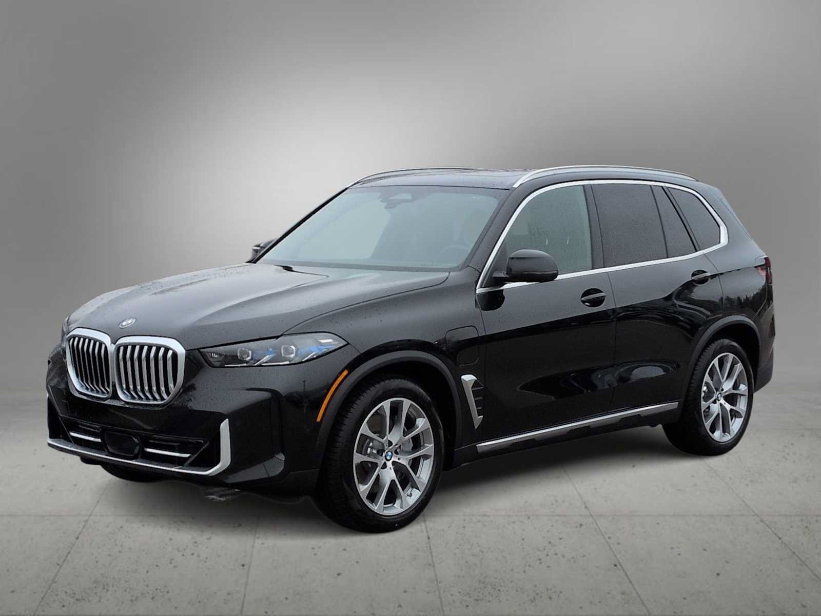New 2026 BMW X5 xDrive50e w/ Executive Package AWD/4WD image 4