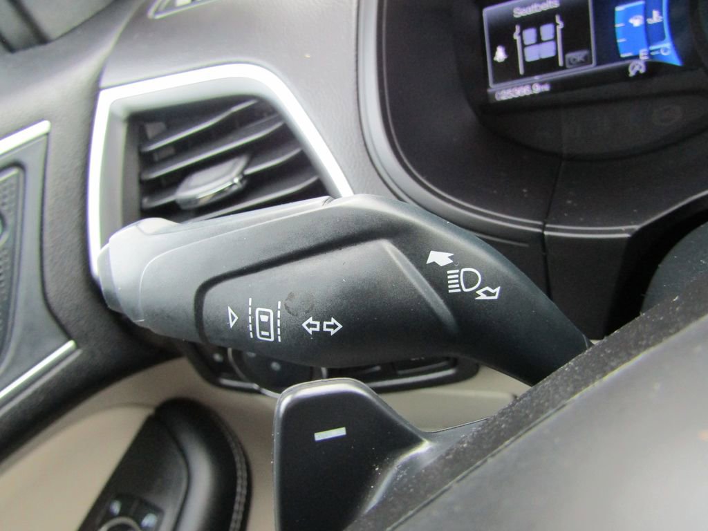 Used 2024 Ford Edge Titanium w/ Equipment Group 301A AWD/4WD image 30