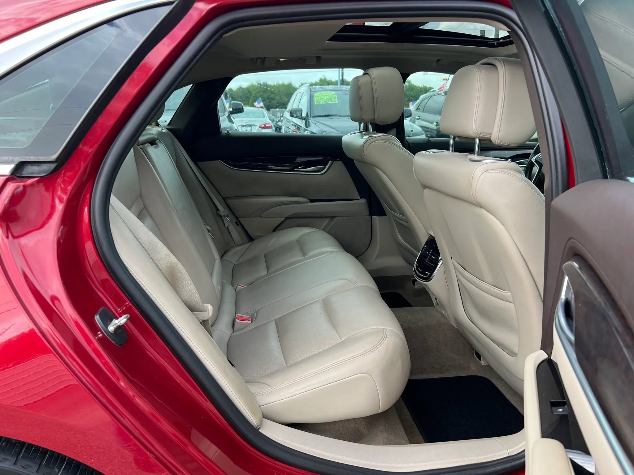 Used 2014 Cadillac XTS Premium FWD image 12