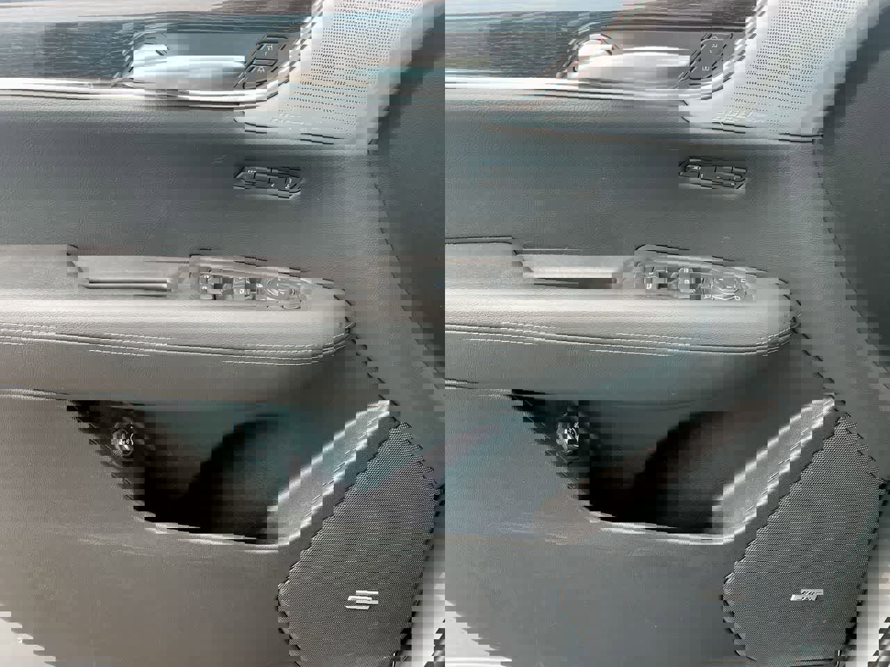 Used 2023 Cadillac XT5 Premium Luxury image 34