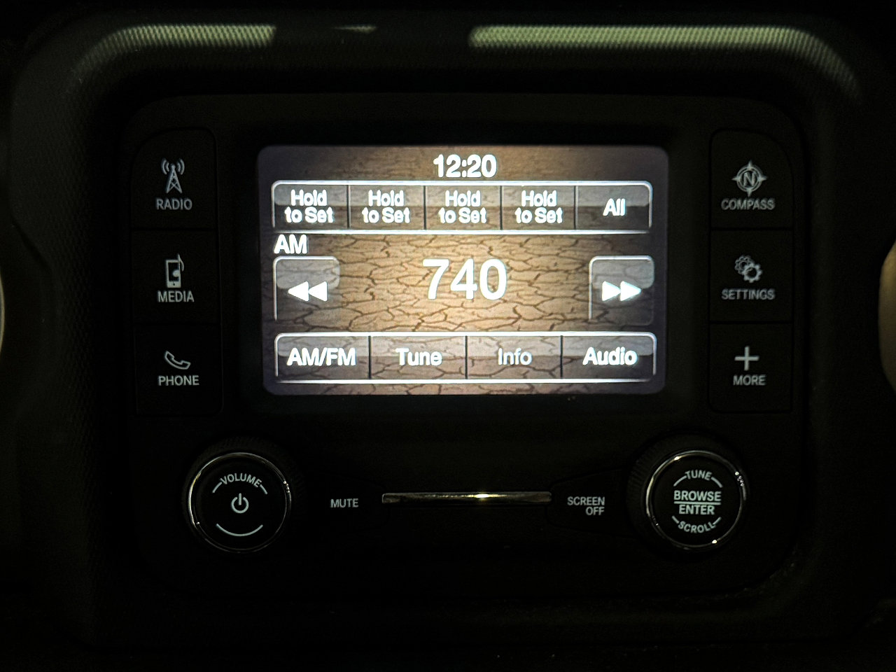 Used 2021 Jeep Gladiator Sport image 16