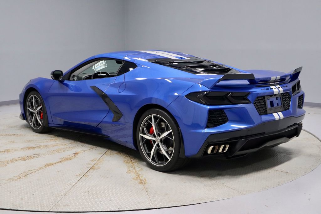 Used 2021 Chevrolet Corvette Stingray Premium Cpe w/ Z51 Performance Package image 9