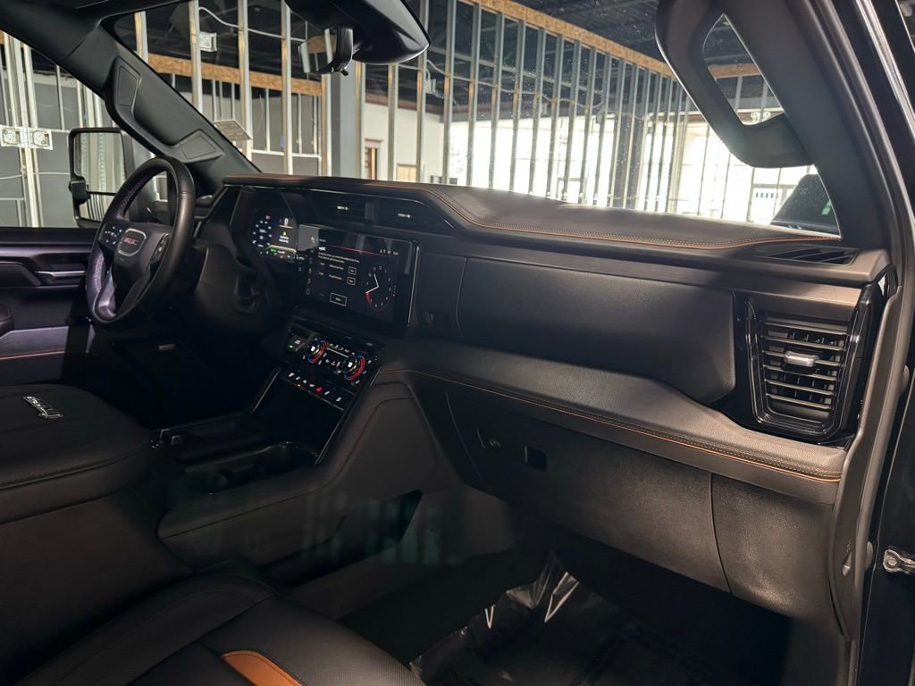 Used 2024 GMC Sierra 2500 AT4 w/ AT4 Premium Plus Package image 19