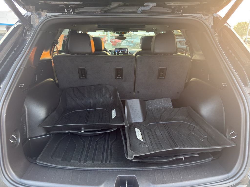 Certified 2024 Chevrolet Blazer Premier w/ Driver Confidence II Package AWD/4WD image 37