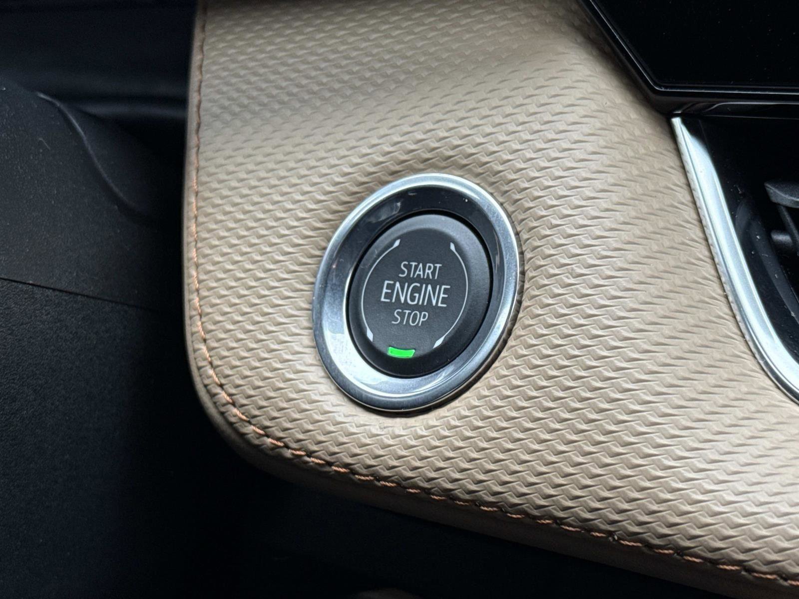 Used 2026 Chevrolet Equinox ACTIV w/ Convenience Package III image 13