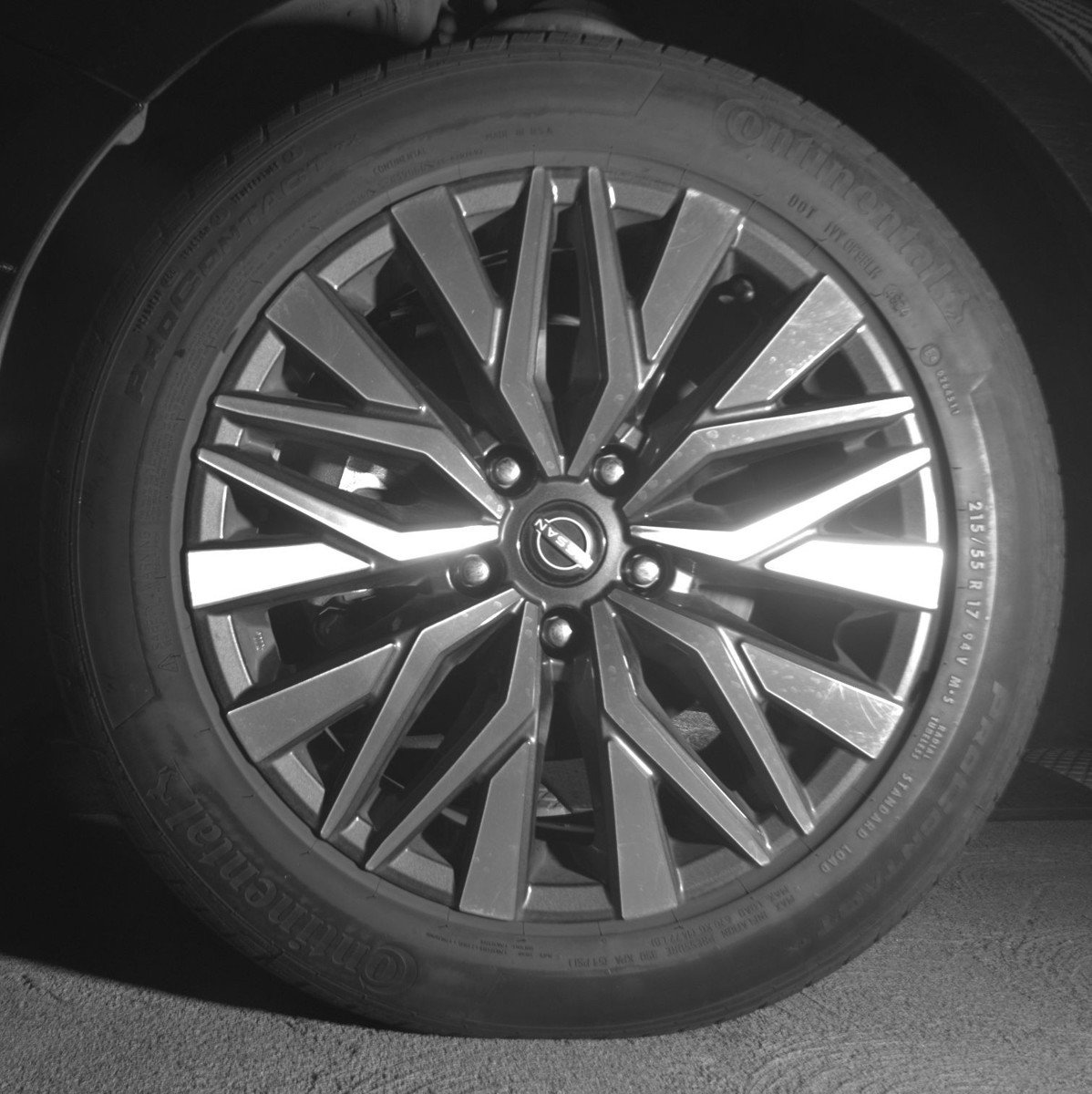 Used 2025 Nissan Altima 2.5 SV image 12