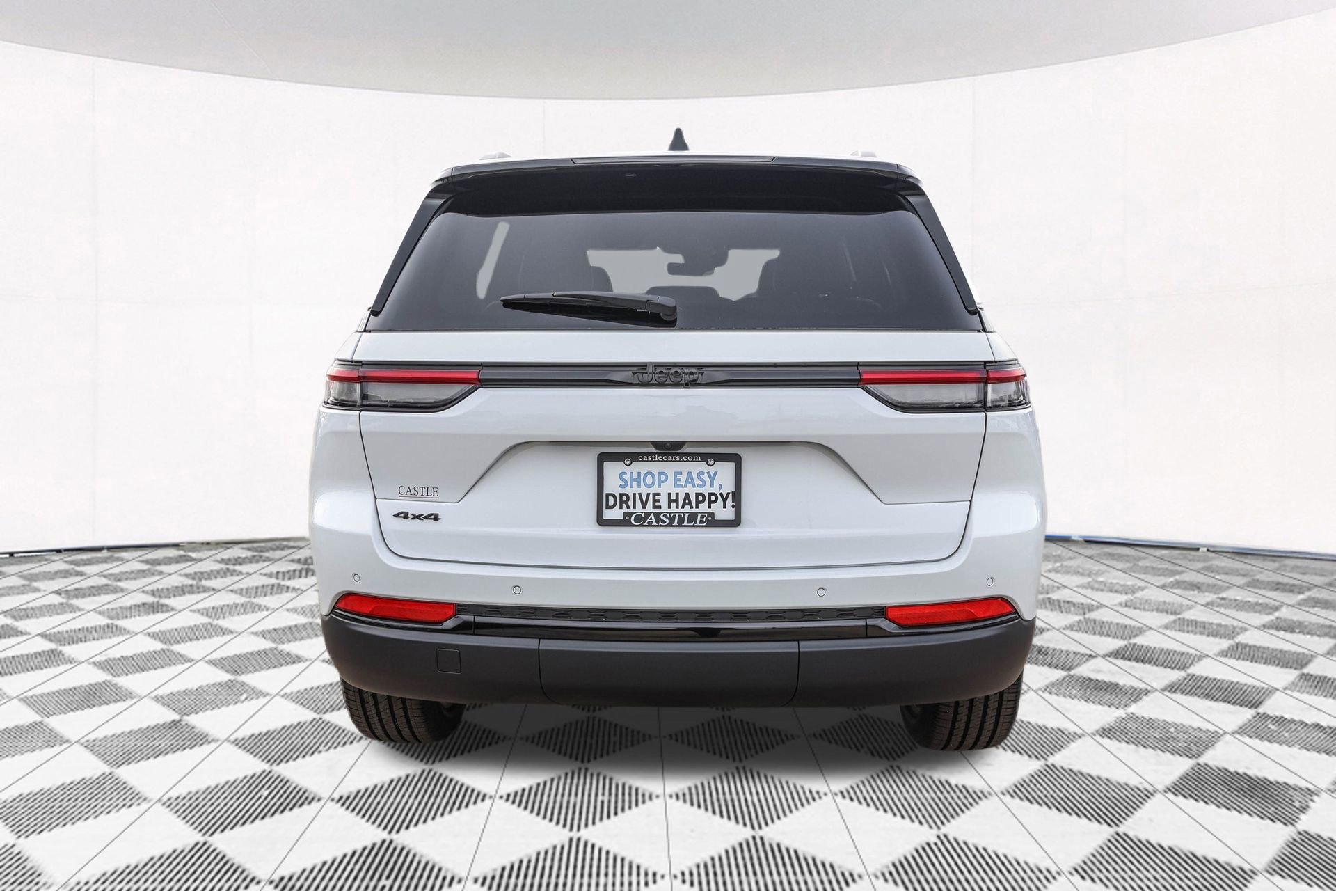 New 2025 Jeep Grand Cherokee Altitude image 16