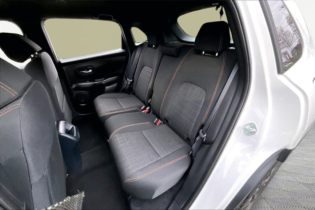 Used 2023 Honda HR-V Sport image 18