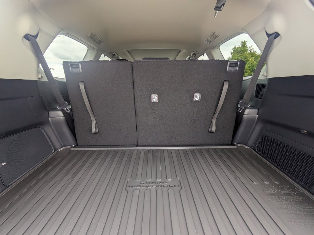 Used 2026 Toyota Grand Highlander AWD image 26