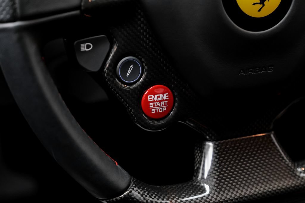 Used 2020 Ferrari 488 Pista Coupe RWD image 20