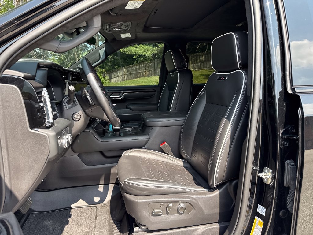 Used 2023 GMC Sierra 1500 AT4X AWD/4WD image 12