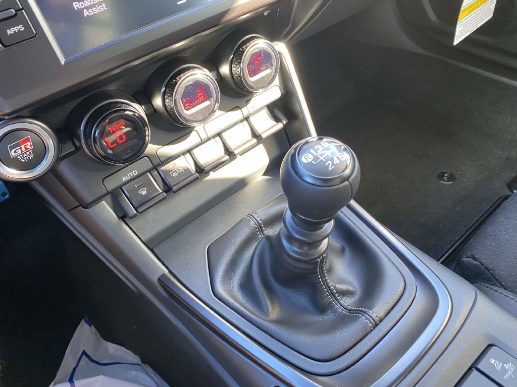 New 2027 Toyota GR86 Premium RWD image 10