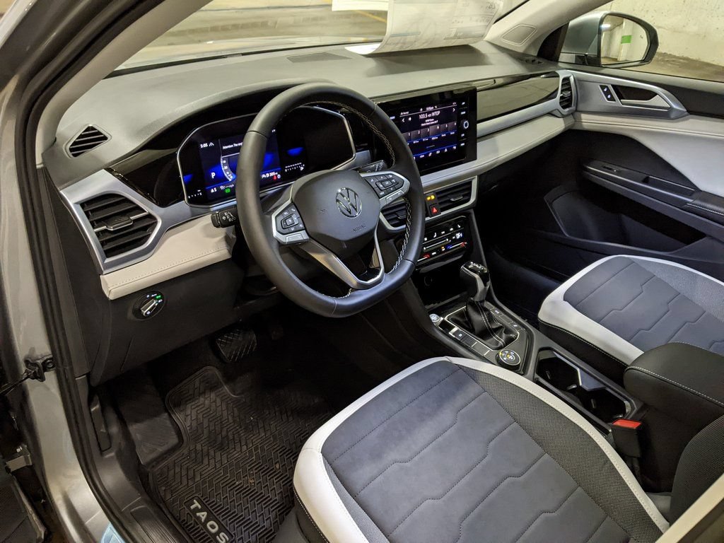 New 2026 Volkswagen Taos SE AWD/4WD image 8