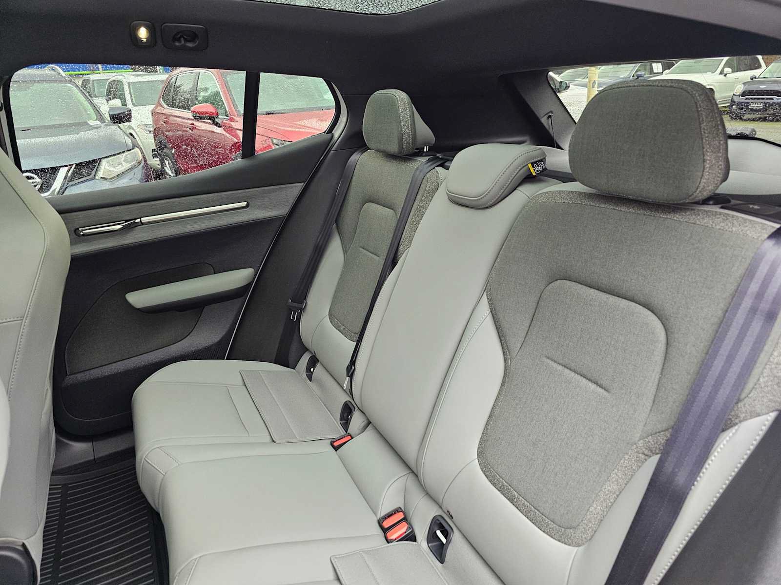 New 2026 Volvo EX30 Plus w/ Protection Package RWD image 19