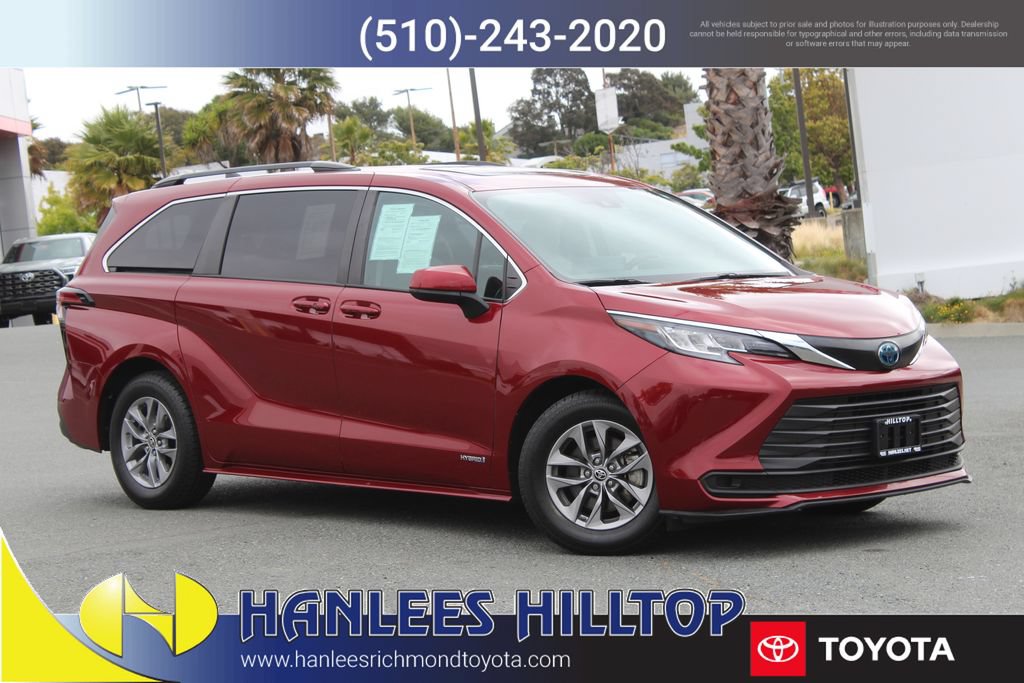 Used 2021 Toyota Sienna LE w/ LE Plus Package