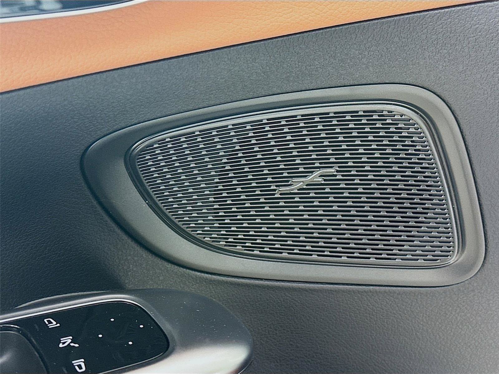 Certified 2026 Mercedes-Benz C 300 4MATIC Sedan image 23