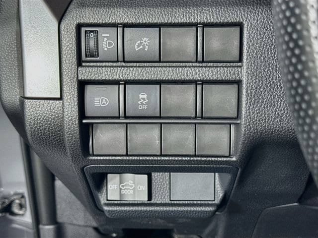 Certified 2026 Toyota Tacoma SR5 AWD/4WD image 11