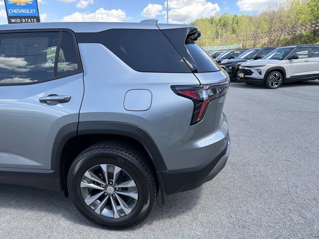 New 2026 Chevrolet Equinox LT w/ Safety and Technology Package image 7