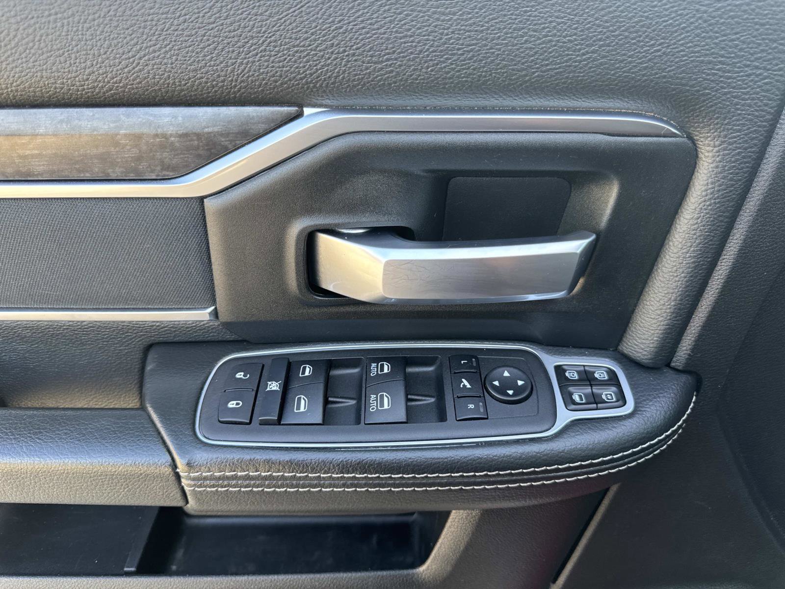 Used 2024 RAM 2500 Big Horn w/ Bed Utility Group image 19