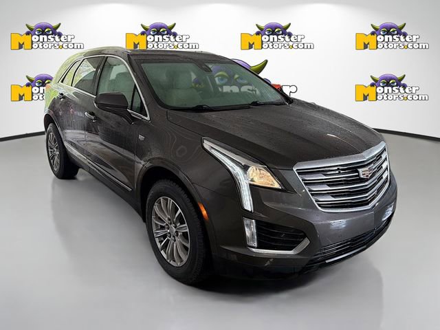 Used 2019 Cadillac XT5 Luxury w/ Trailering Package AWD/4WD image 3