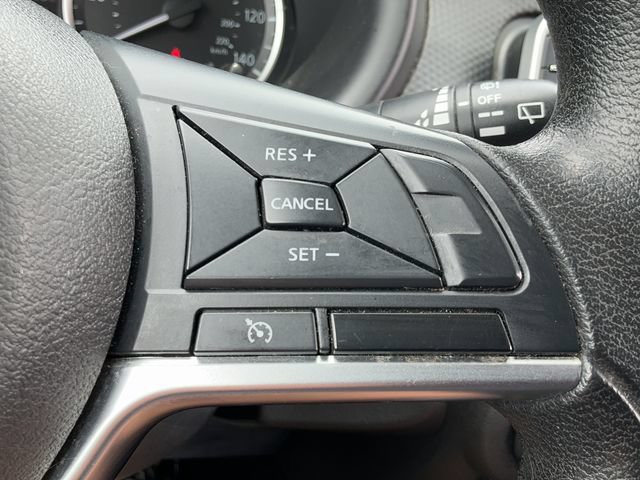 Used 2022 Nissan Kicks S FWD image 21