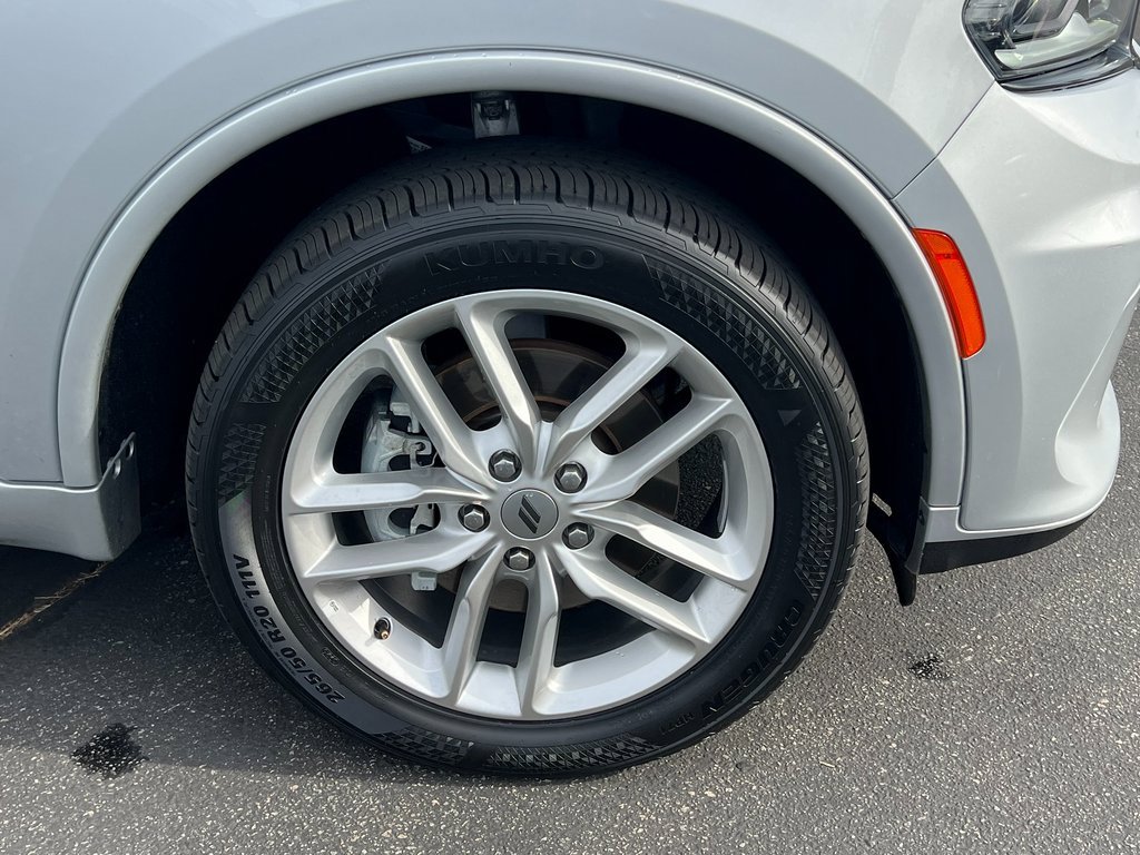 Certified 2024 Dodge Durango GT image 12