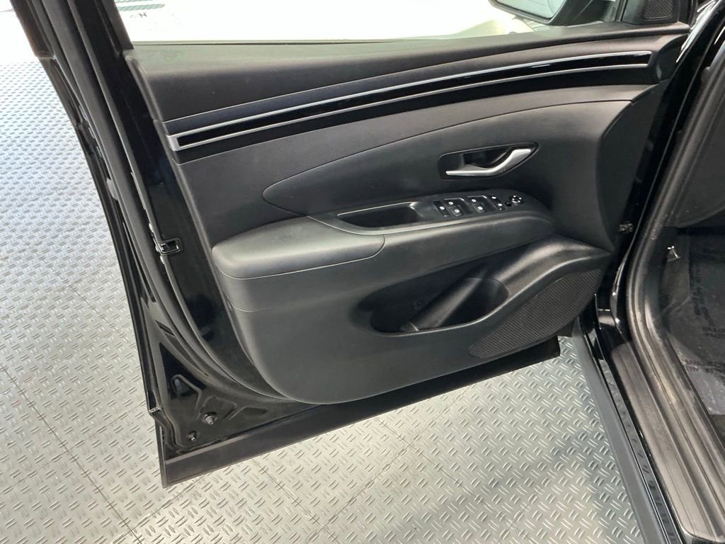 Used 2023 Hyundai Tucson SEL image 25