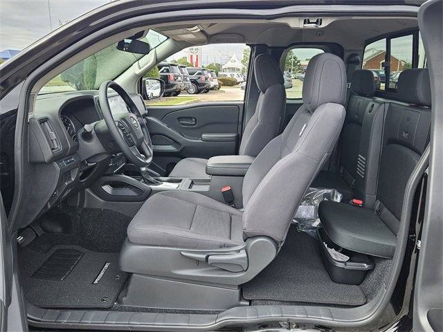 New 2026 Nissan Frontier S image 5