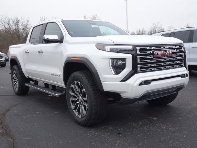 New 2026 GMC Canyon Denali image 8