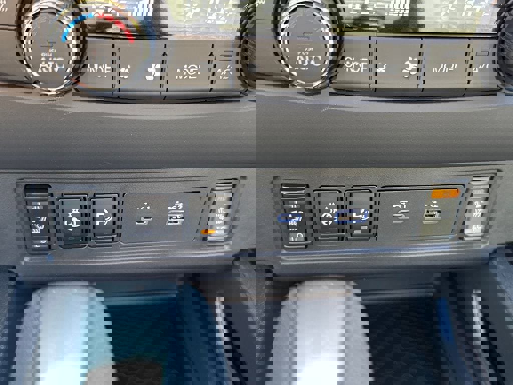 New 2026 Nissan Frontier SV w/ All-Weather Content Package image 21