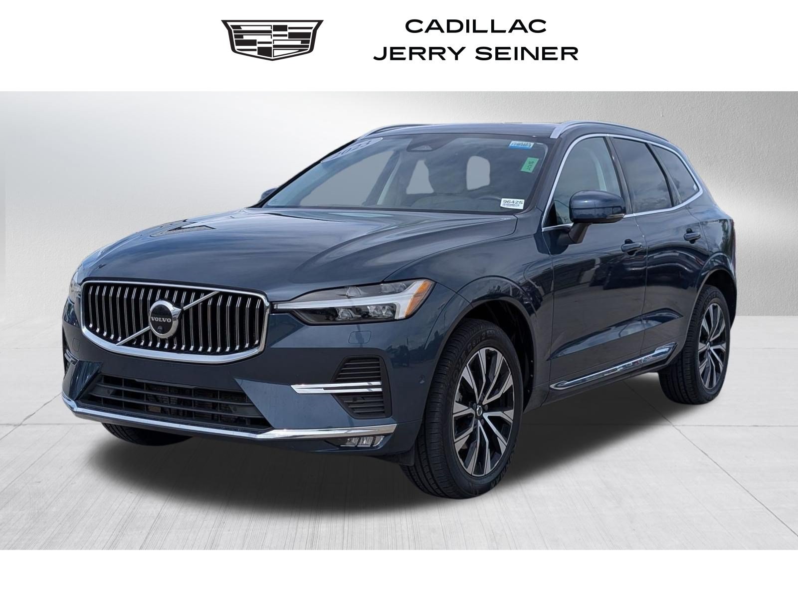 Used 2023 Volvo XC60 B5 Plus