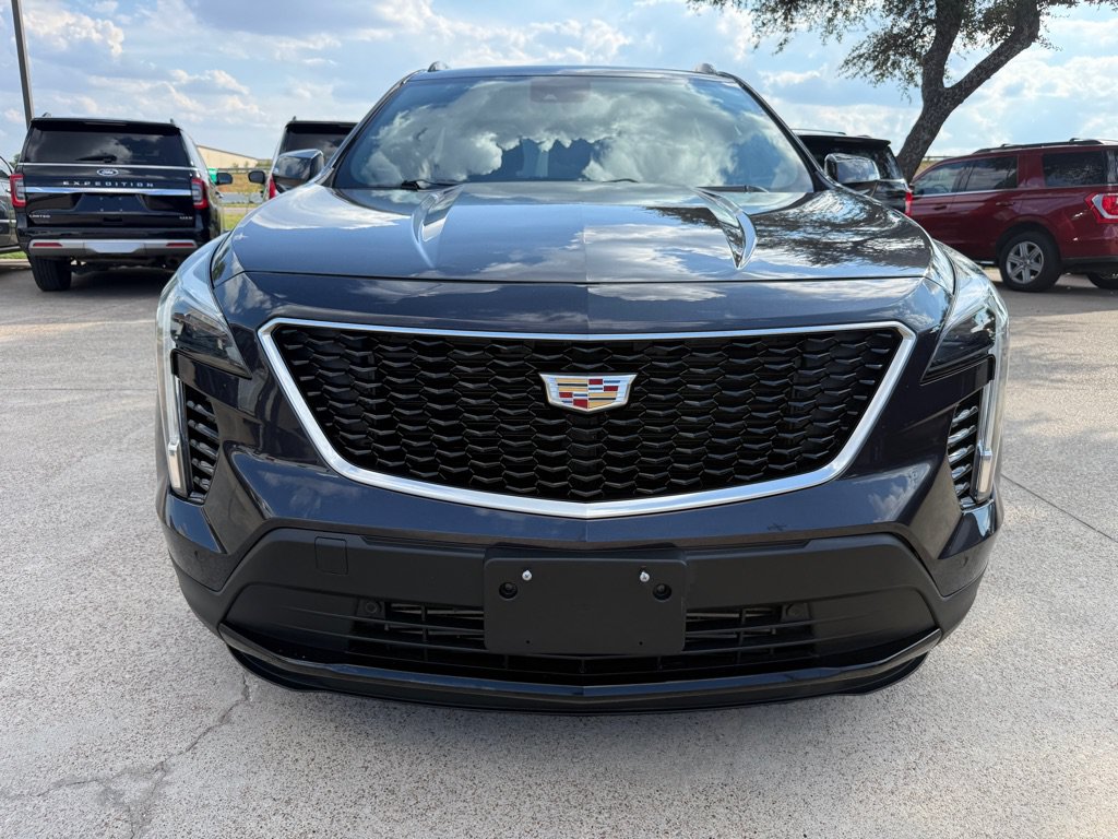 Used 2023 Cadillac XT4 Sport w/ Cold Weather Package FWD image 2