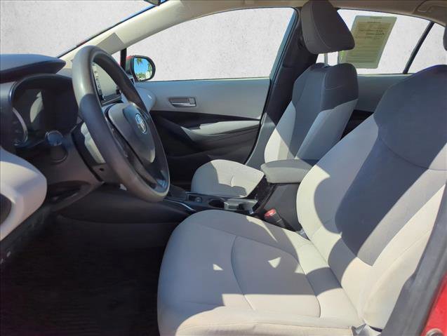 Used 2021 Toyota Corolla LE FWD image 16