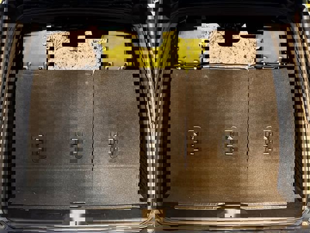 Used 2023 GMC Yukon Denali w/ Denali Reserve Package image 27