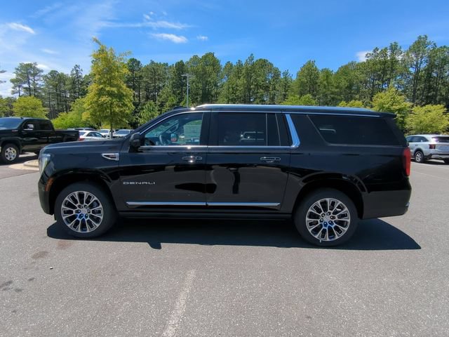 New 2026 GMC Yukon XL Denali w/ Denali Reserve Package AWD/4WD image 8