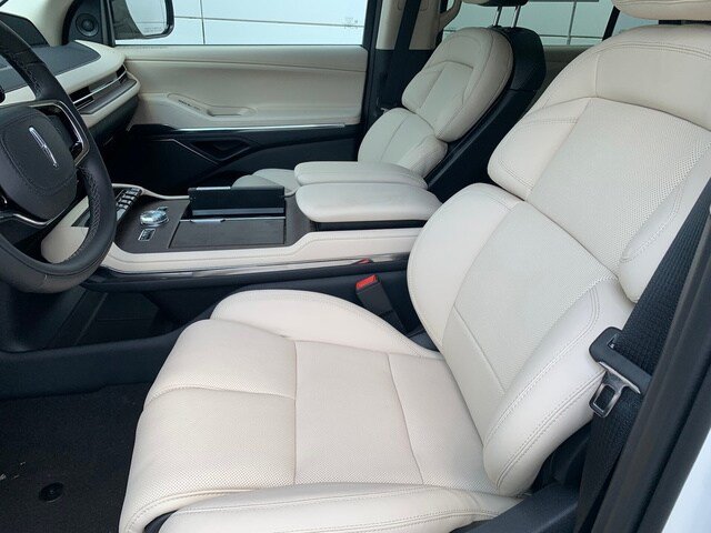 New 2027 Lincoln Navigator L Premier AWD/4WD image 15