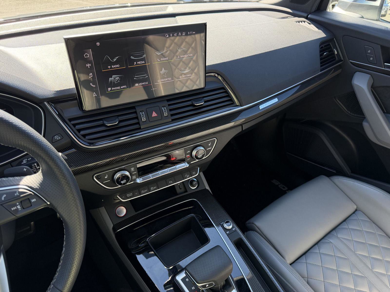 Used 2023 Audi SQ5 Premium Plus w/ Premium Plus Package image 17