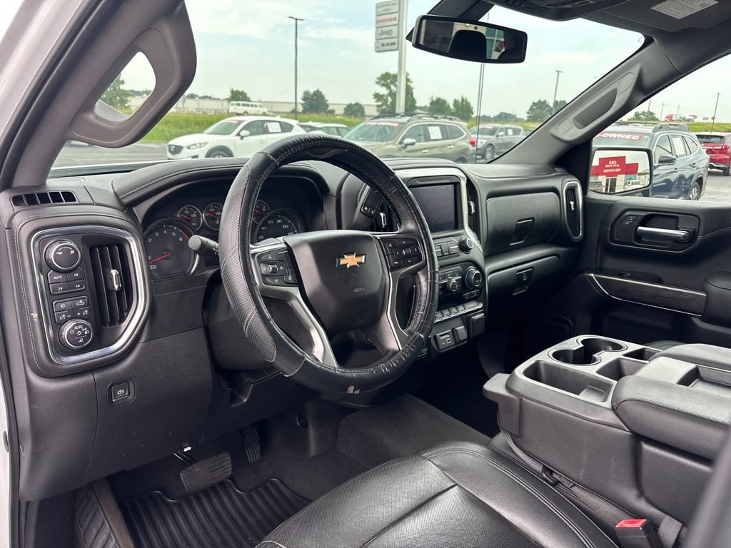 Used 2019 Chevrolet Silverado 1500 LTZ w/ Z71 Off-Road Package AWD/4WD image 10