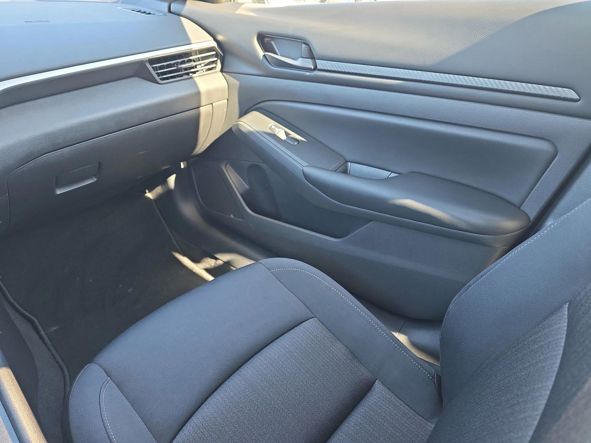 Used 2023 Nissan Altima 2.5 S image 27