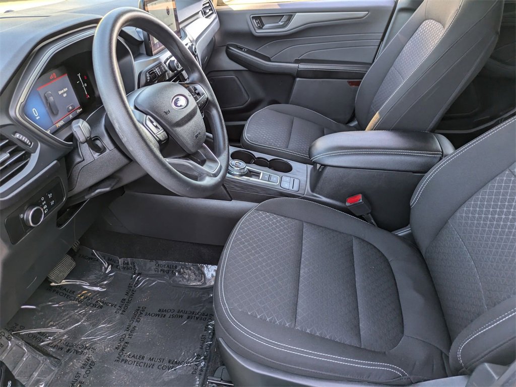 Used 2025 Ford Escape Active image 23