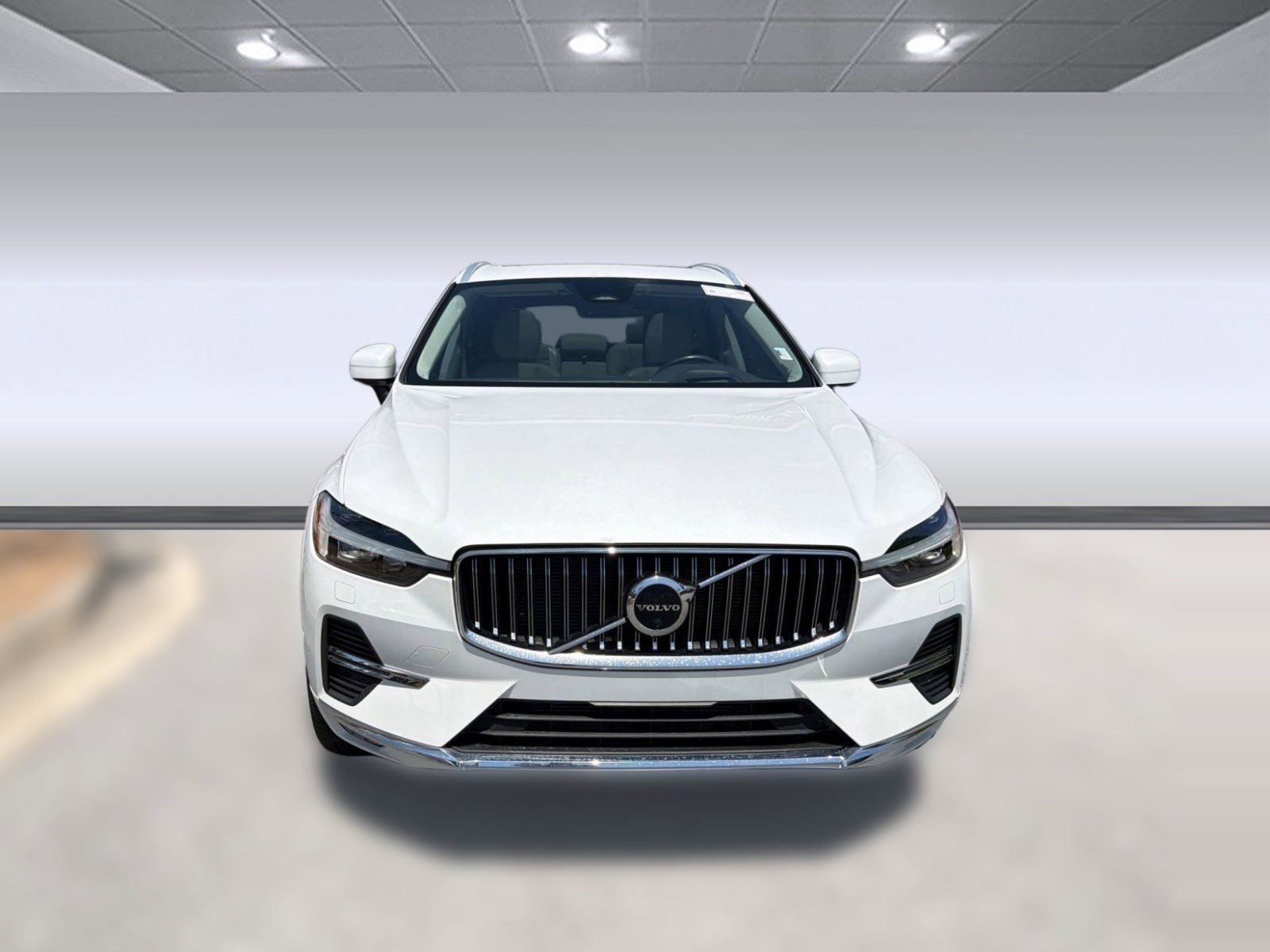 Used 2023 Volvo XC60 B5 Ultimate w/ Climate Package image 6