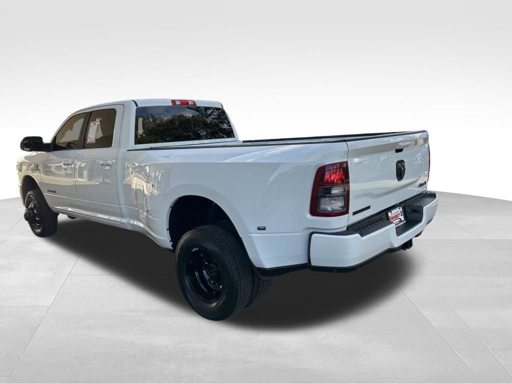 Used 2022 RAM 3500 Big Horn w/ Night Edition image 4