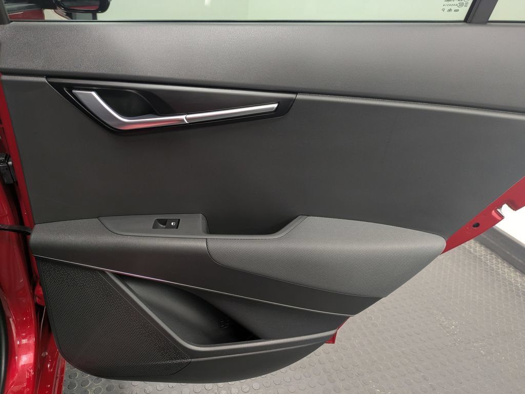Certified 2023 Kia Niro SX Touring FWD image 26