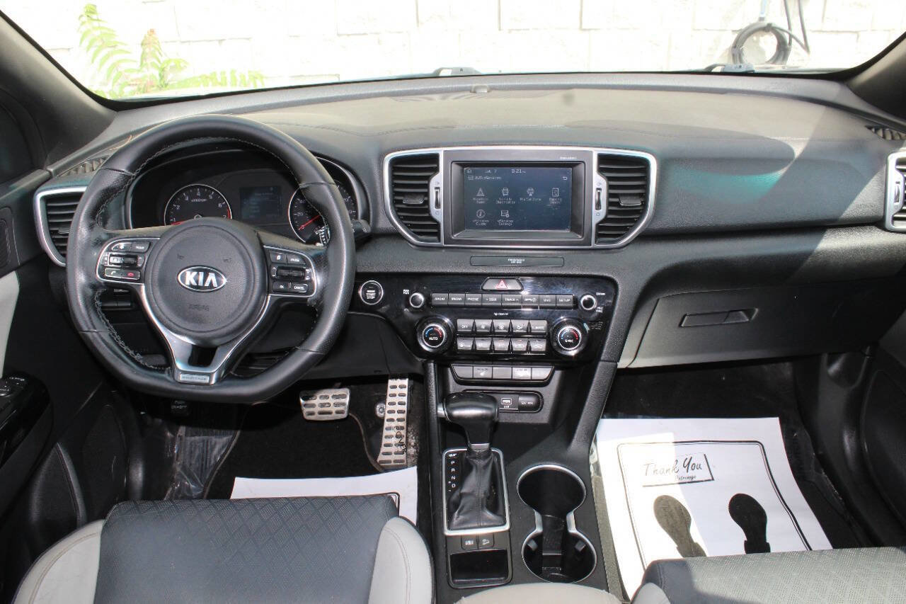 Used 2018 Kia Sportage EX w/ EX Sport Appearance Package image 18