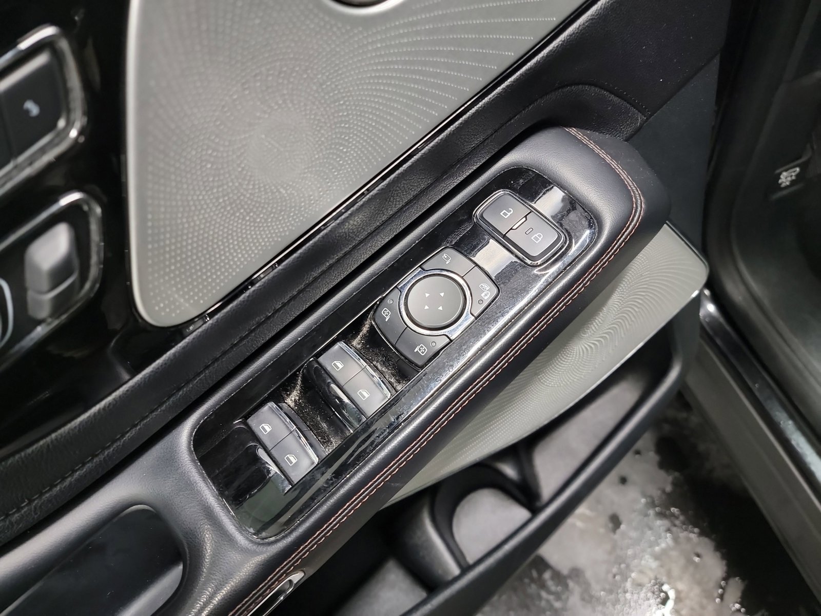 Used 2020 Lincoln Aviator Reserve w/ Equipment Group 202A image 14