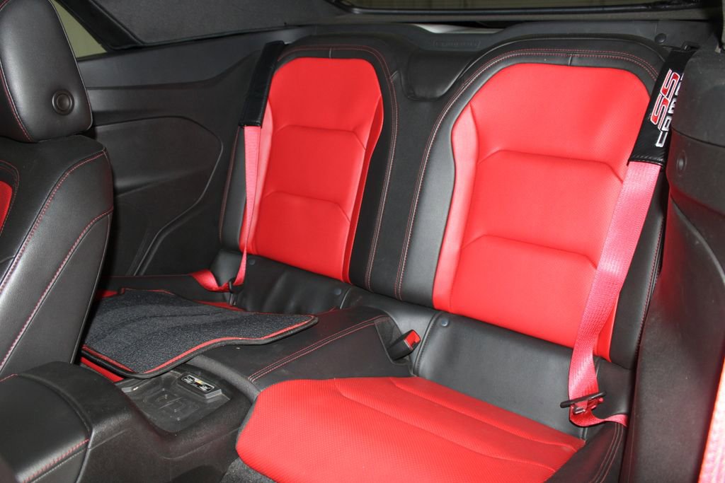 Used 2021 Chevrolet Camaro SS RWD image 21