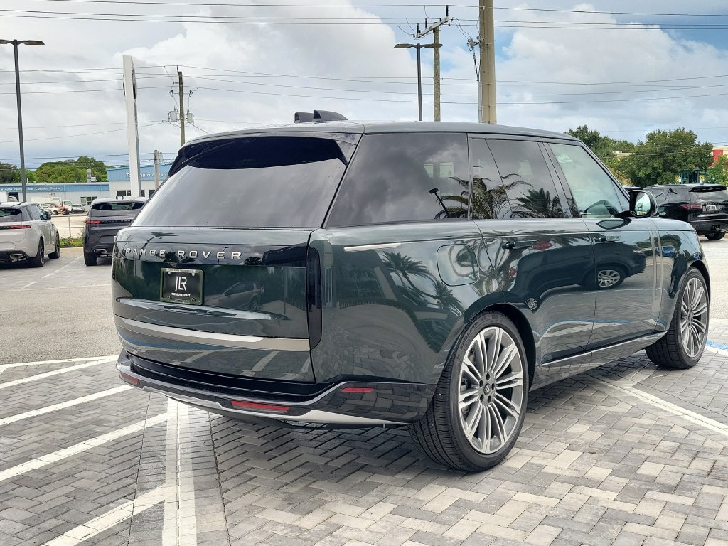 New 2027 Land Rover Range Rover SE AWD/4WD image 5