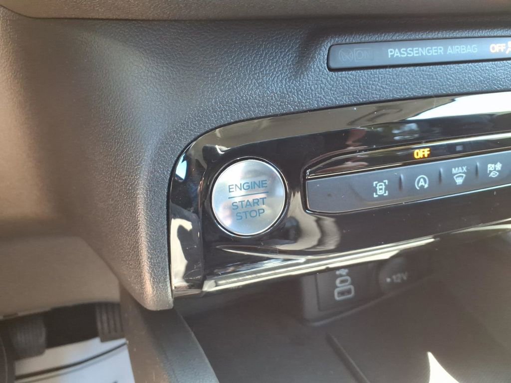 Used 2024 Ford Escape Active w/ Tech Pack #1 AWD/4WD image 25
